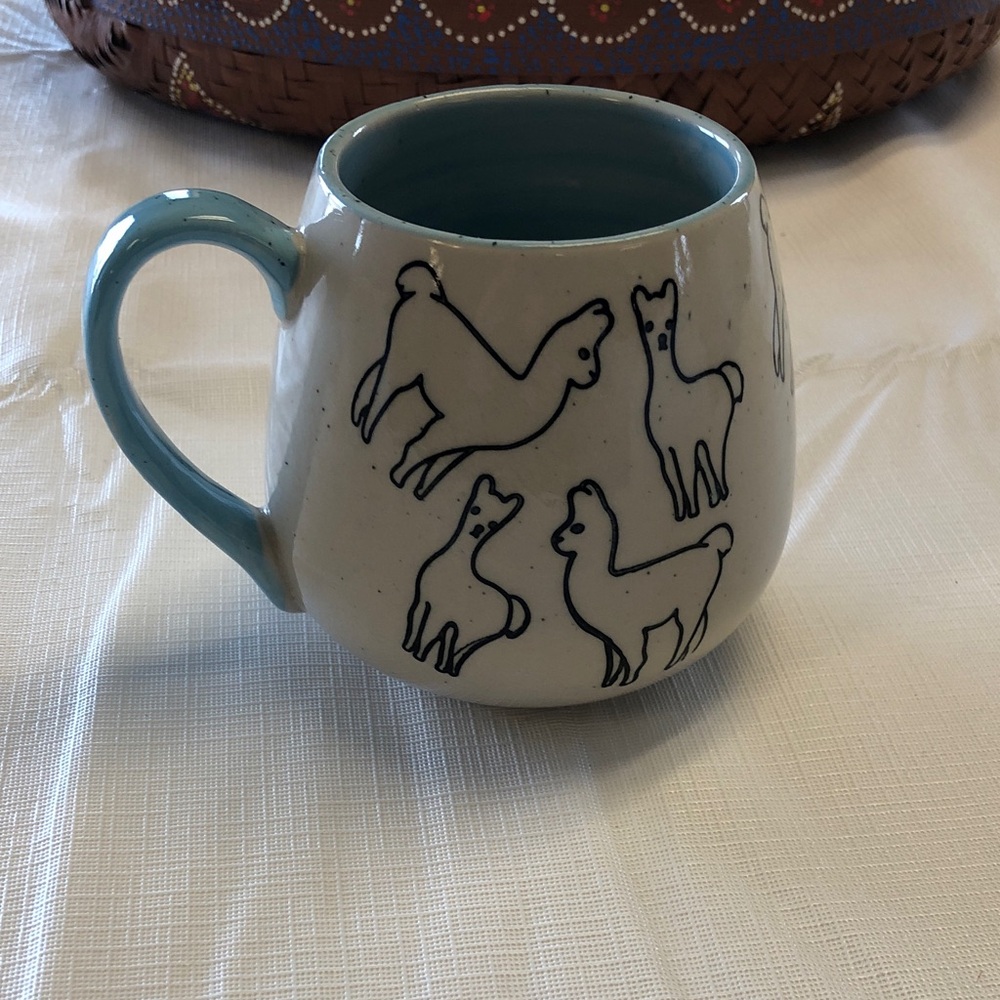 Collectible Meritage llama/alpaca mug